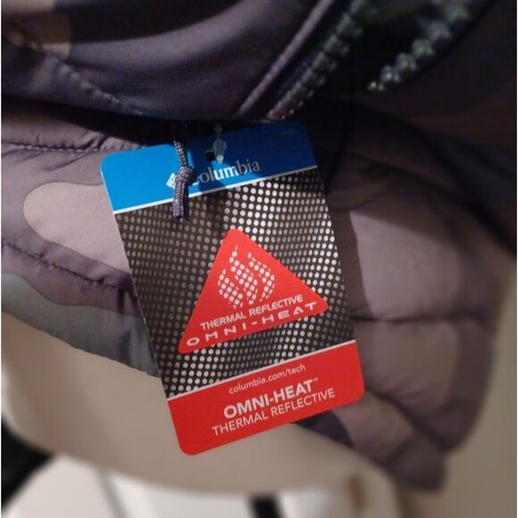 Columbia Camo Puffer Vest - Picture 7 of 10